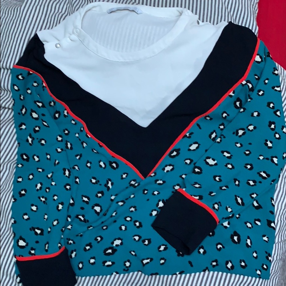 Zara sweater size L